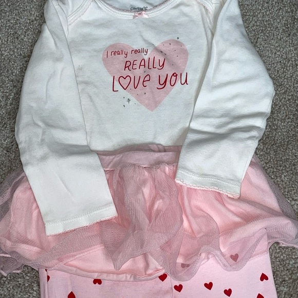 Baby Carter's 2-Piece Valentine's Day Set - Picture 7 of 9